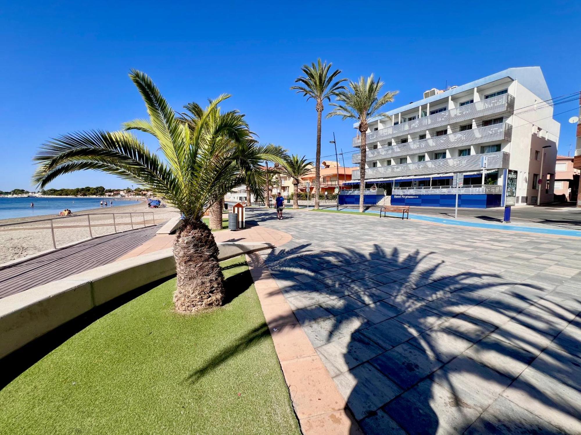 Hotel Neptuno سان بيذرو ذيل بيناتا المظهر الخارجي الصورة