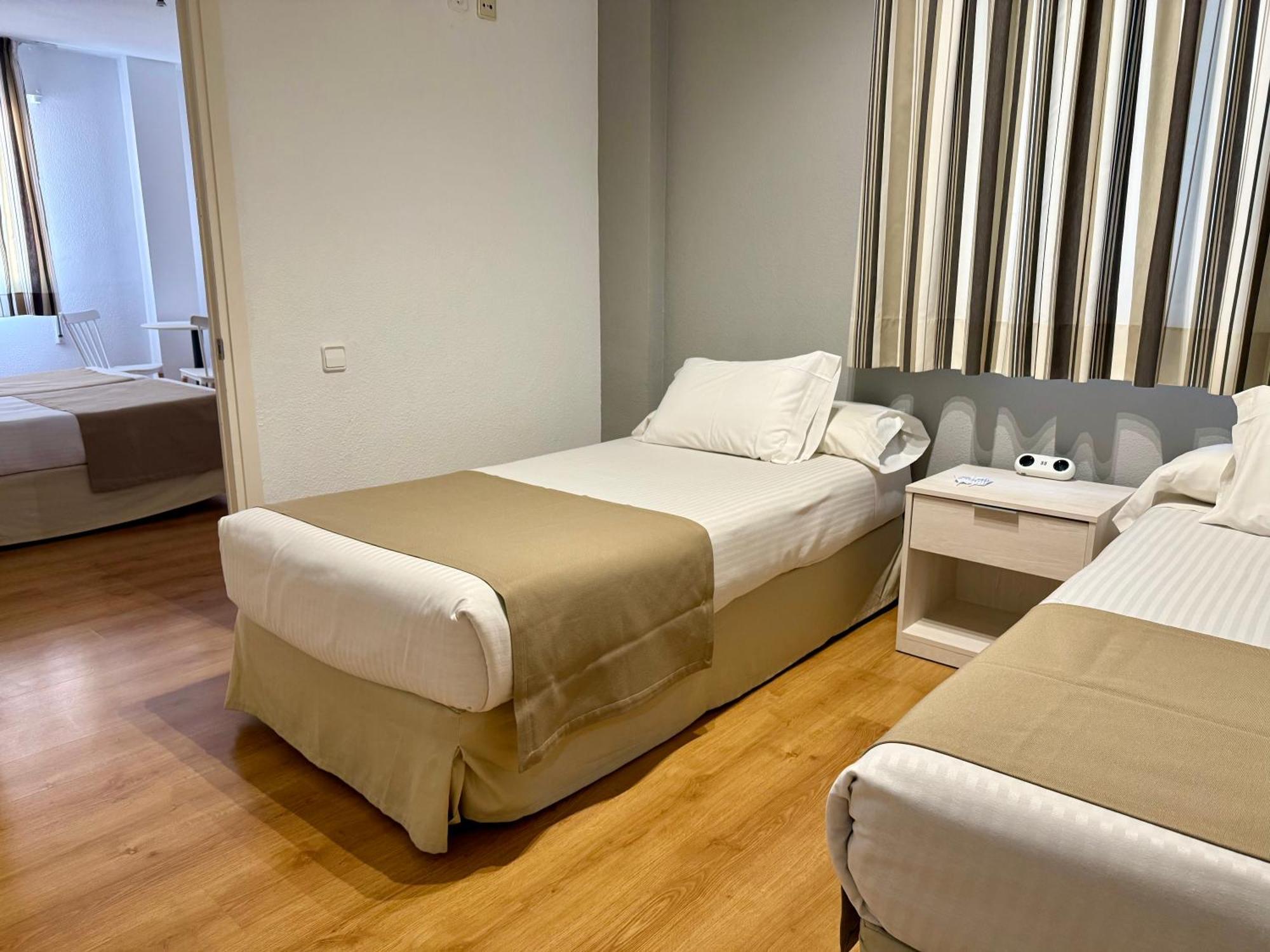 Hotel Neptuno سان بيذرو ذيل بيناتا الغرفة الصورة