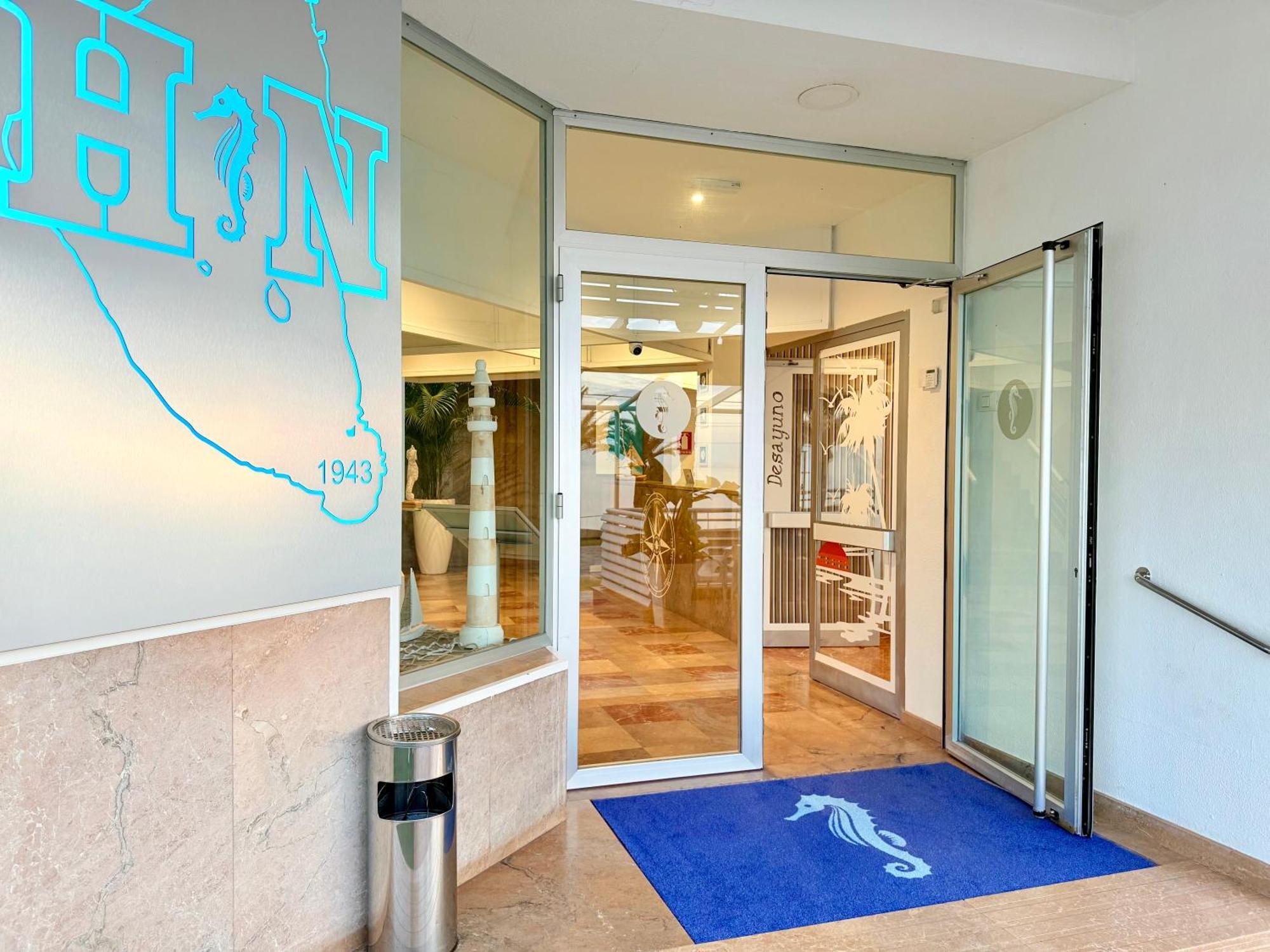 Hotel Neptuno سان بيذرو ذيل بيناتا المظهر الخارجي الصورة